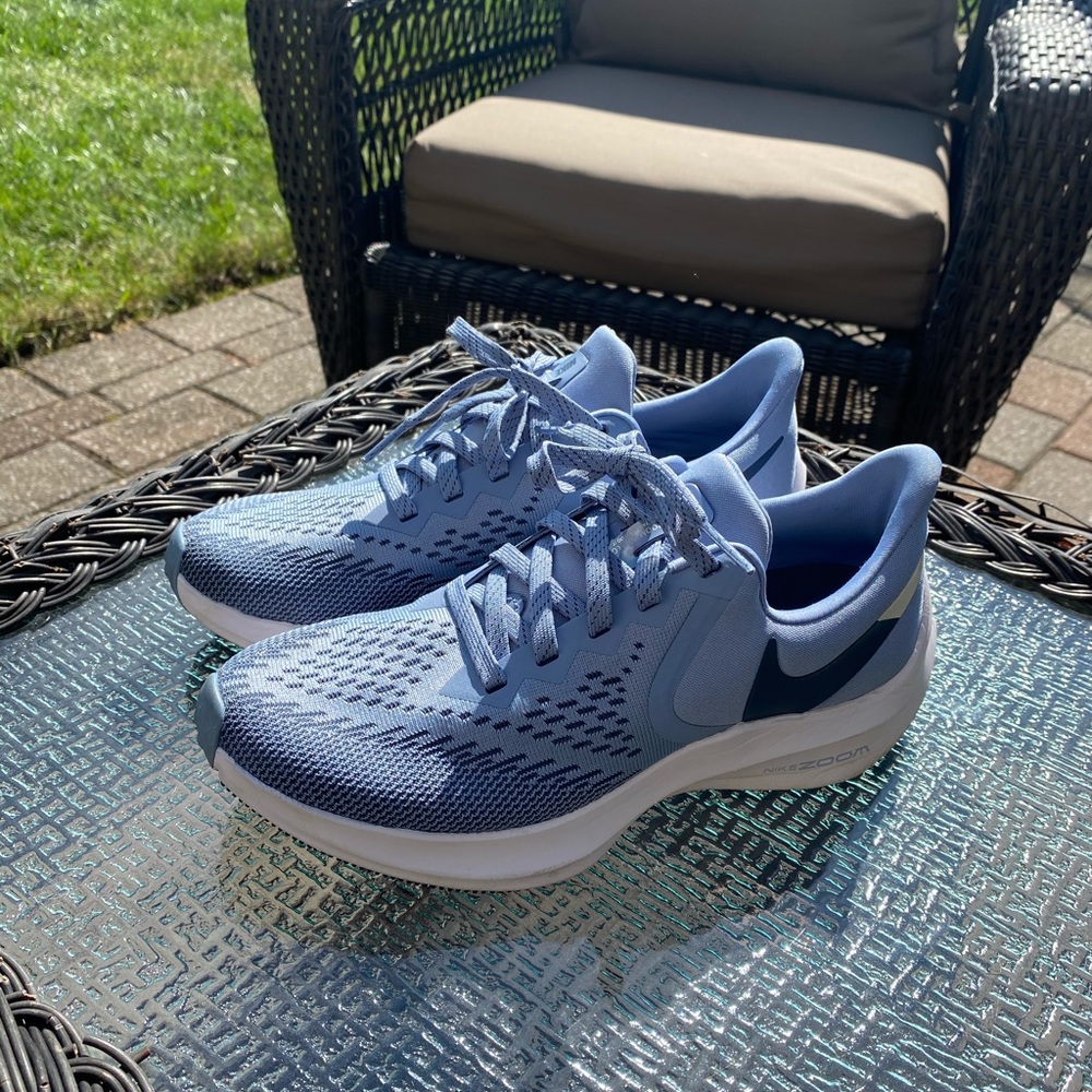 Brand new, only worn once Nike Zoom Running shoes